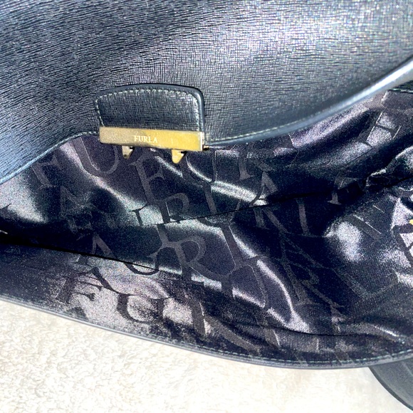 Furla Black Leather Handbag - handle‎ wear needs repair - Picture 7 of 10